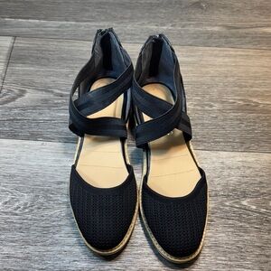 Kelly & Katie Black Espadrille Flats woman’s 8.5 (j107)